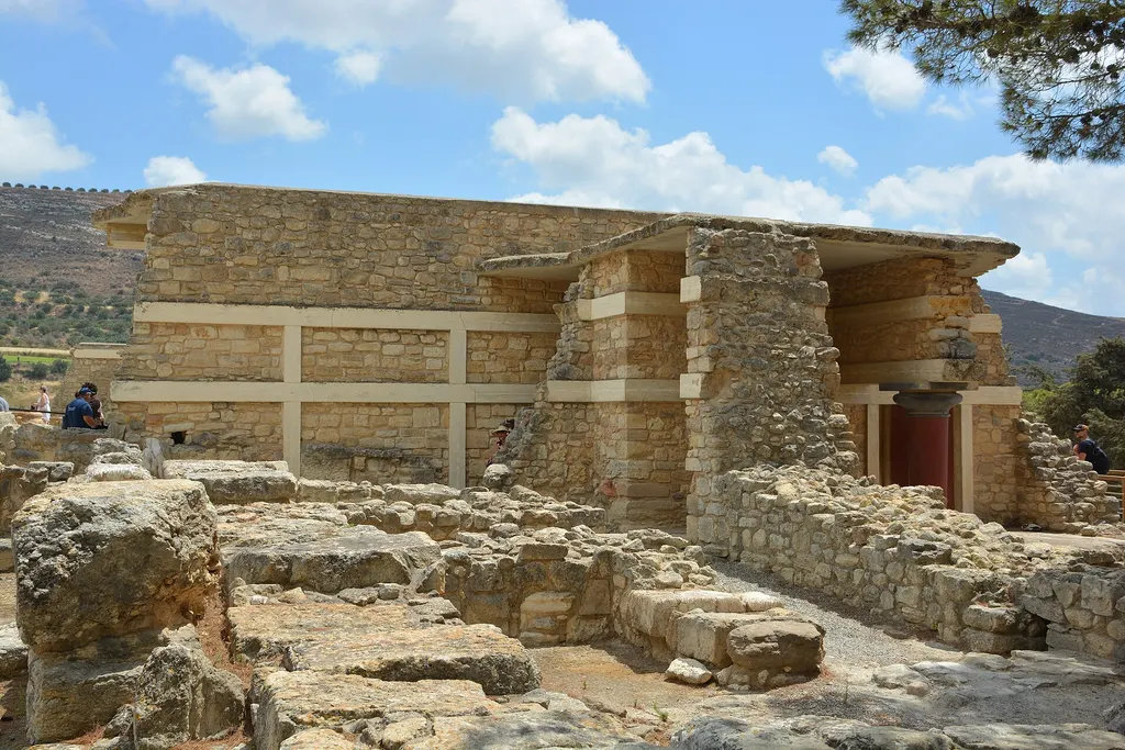 Visit the Palace of Knossos