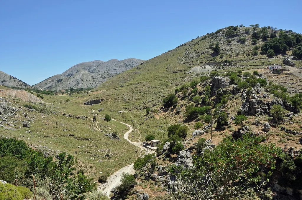 Private hike Imbros gorge with lunch