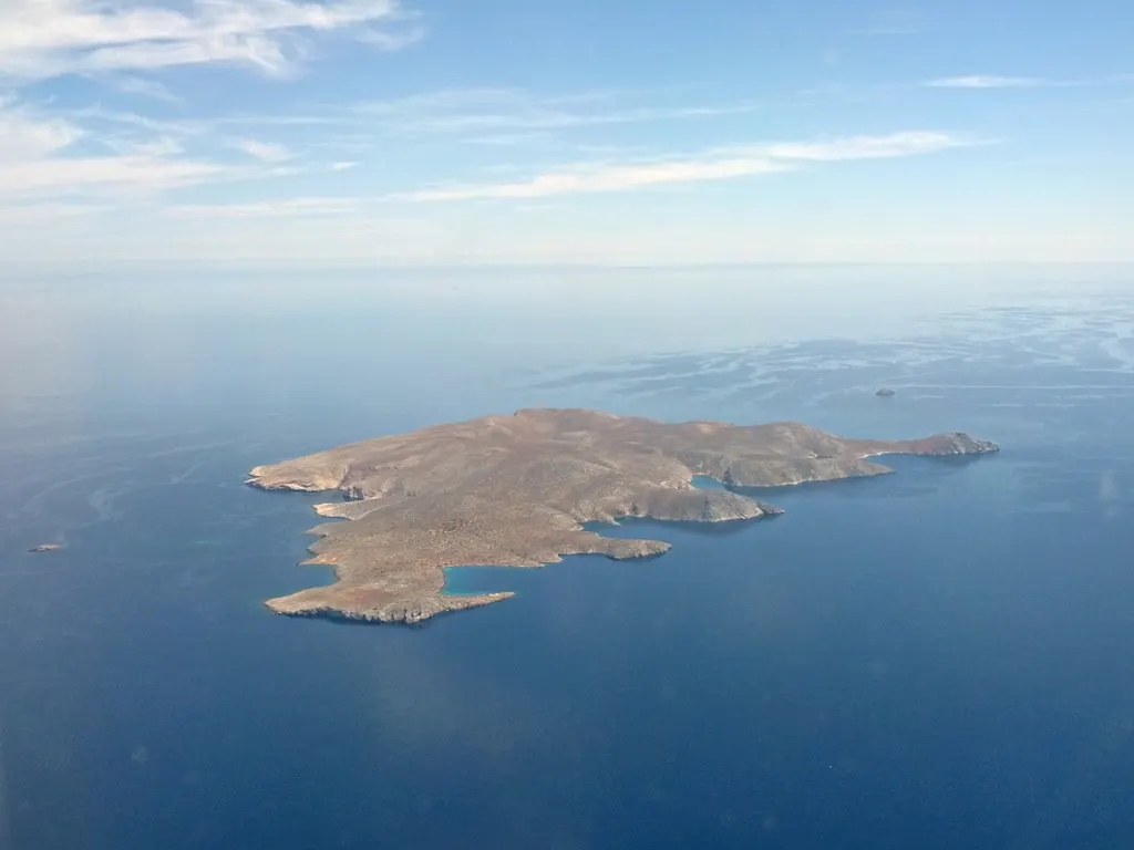 Dia Island Sailboat cruise, full day